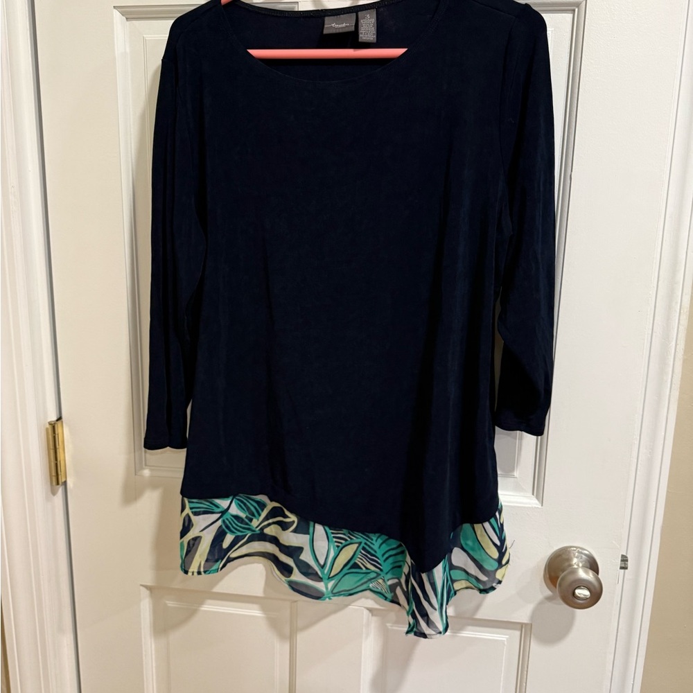 Stylish Navy Women's Tunic with Leaf Print Hem